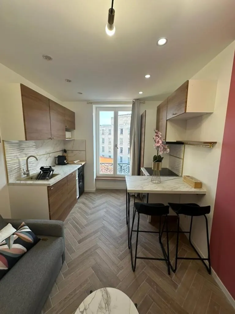 Moon - 43 Apartman Nizza Franciaország